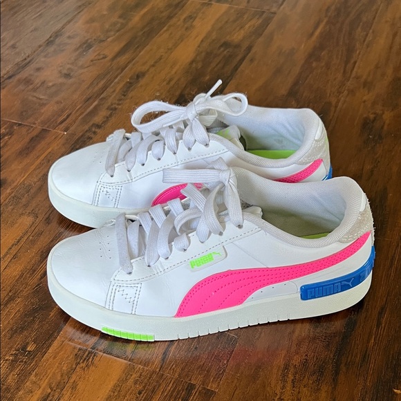 Puma Sneakers in White with Pink and Blue Highlights Youth 6 - Picture 9 of 12